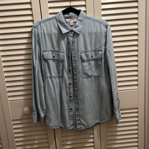 Michael Kors blue denim shirt,gently used. $8.50